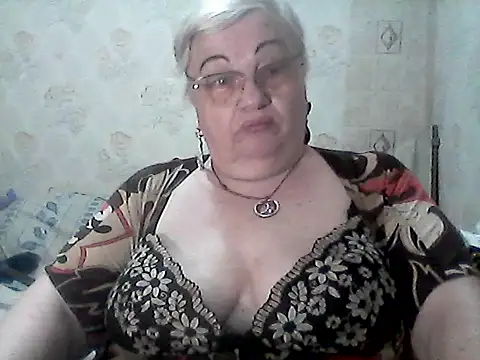 Snapshot of NatalieNorth chatting on 05/19/26, 09:10 NatalieNorth online show from 05/19/26, 09:10