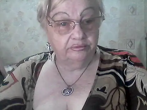 Snapshot of NatalieNorth chatting on 06/18/26, 10:14 NatalieNorth online show from 06/18/26, 10:14