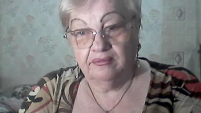 Snapshot of NatalieNorth chatting on 06/19/26, 11:08 NatalieNorth online show from 06/19/26, 11:08