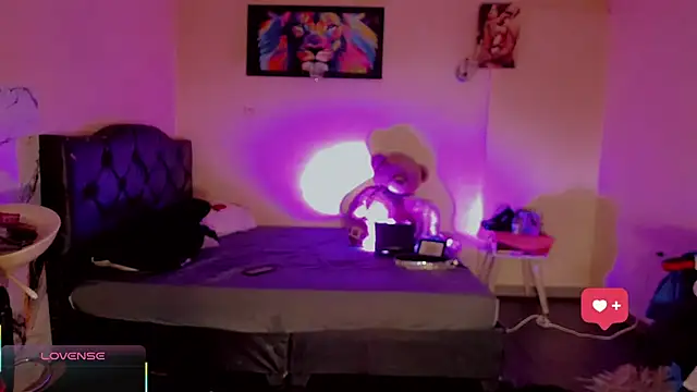 Rossedewitt  online show from 04/17/26, 06:55