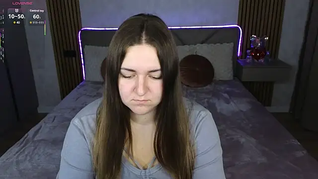 Mysti Kate online show from 10/23/25, 04:06
