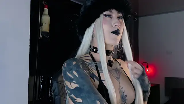 Angelabl0odborne online show from 09/29/25, 11:09