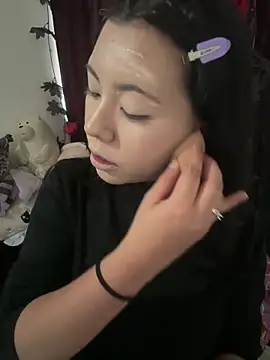 Snapshot of Kitty_yukimura chatting on 10/10/25, 09:03 Kitty yukimura online show from 10/10/25, 09:03