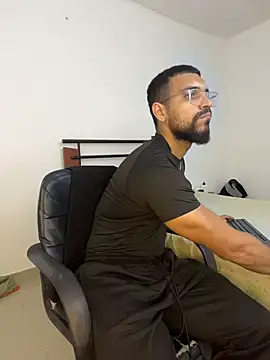 vincentjaxon online show from 11/25/25, 05:57