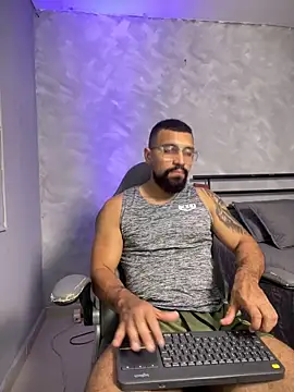 vincentjaxon online show from 04/14/26, 07:42