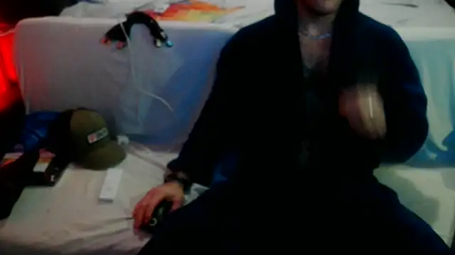 Luv2SuckBWC92 online show from 09/16/25, 05:41