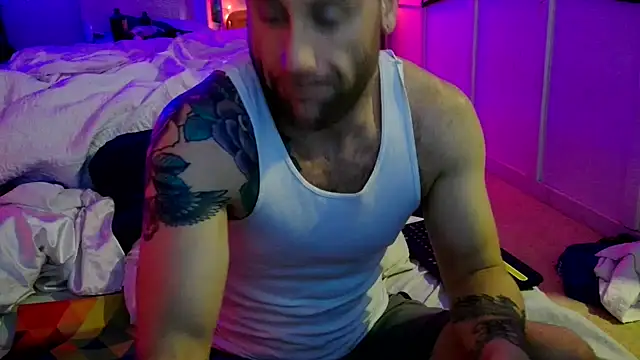 Luv2SuckBWC92 online show from 09/30/25, 12:59