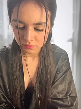 Sofi Leal online show from 02/07/26, 12:20