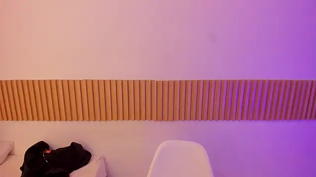 OliviaSweett online show from 11/20/25, 06:40