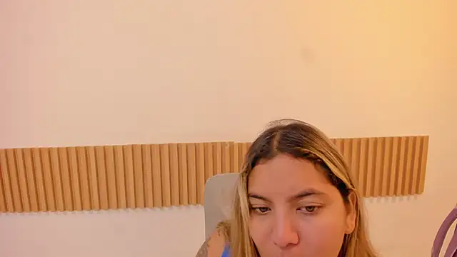 Snapshot of OliviaSweett chatting on 06/06/26, 03:06 OliviaSweett online show from 06/06/26, 03:06