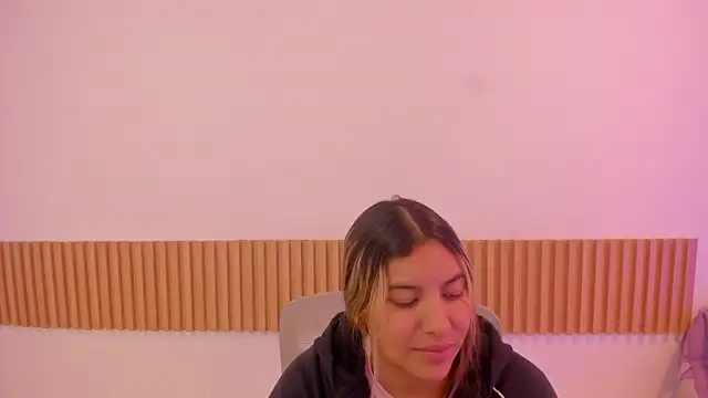 OliviaSweett online show from 07/20/26, 08:22