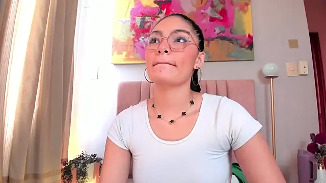 LunaAspen  online show from 04/15/26, 06:04