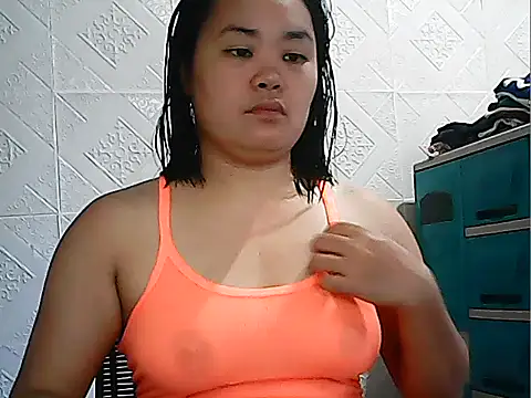 CreamyPussy4uxx online show from 03/23/26, 01:09