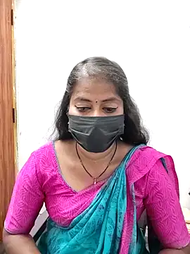 Snapshot of tamil_Sigappu_Roja chatting on 04/30/26, 12:50 tamil Sigappu Roja online show from 04/30/26, 12:50