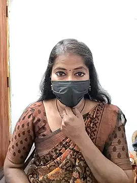 Snapshot of tamil_Sigappu_Roja chatting on 05/19/26, 01:56 tamil Sigappu Roja online show from 05/19/26, 01:56