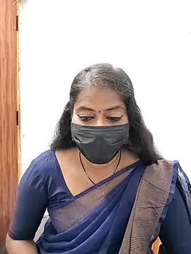 Snapshot of tamil_Sigappu_Roja chatting on 05/29/26, 12:52 tamil Sigappu Roja online show from 05/29/26, 12:52