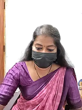 Snapshot of tamil_Sigappu_Roja chatting on 05/30/26, 12:41 tamil Sigappu Roja online show from 05/30/26, 12:41