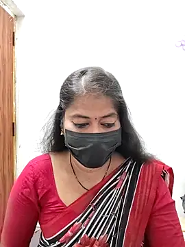 Snapshot of tamil_Sigappu_Roja chatting on 06/08/26, 12:36 tamil Sigappu Roja online show from 06/08/26, 12:36