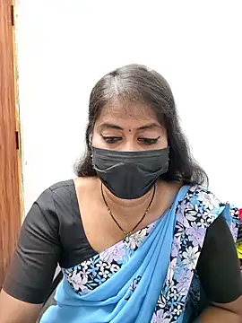 Snapshot of tamil_Sigappu_Roja chatting on 06/22/26, 03:25 tamil Sigappu Roja online show from 06/22/26, 03:25
