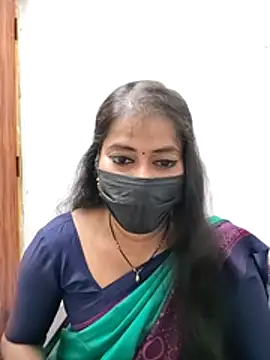 Snapshot of tamil_Sigappu_Roja chatting on 06/24/26, 12:42 tamil Sigappu Roja online show from 06/24/26, 12:42