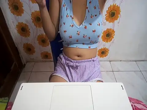 PrettyClaudia online show from 06/20/26, 02:14