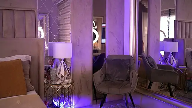 FrancescaDante online show from 03/13/26, 06:42