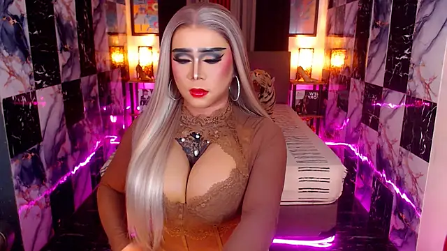 Seductivemeganxx online show from 11/28/25, 12:46