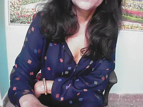 Lovely bhabhi143 online show from 03/08/26, 06:17