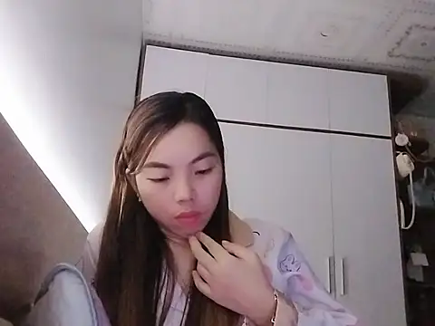 Snapshot of Bree039 chatting on 10/27/25, 01:26 Bree039 online show from 10/27/25, 01:26