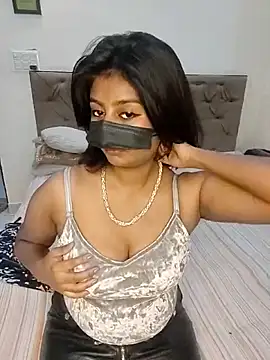 Snapshot of missneha61 chatting on 10/06/25, 05:10 missneha61 online show from 10/06/25, 05:10