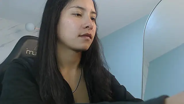 victoria hernandez t  online show from 03/14/26, 01:27