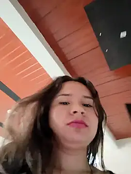 Isa Acosta online show from 11/12/25, 03:23