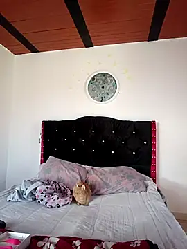 Isa Acosta online show from 11/22/25, 12:48