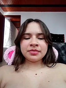 Isa Acosta online show from 04/18/26, 07:58