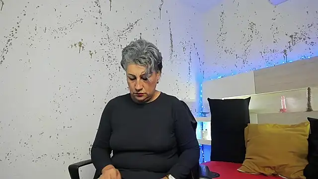 Snapshot of JaddeWalker chatting on 10/12/25, 11:31 JaddeWalker online show from 10/12/25, 11:31