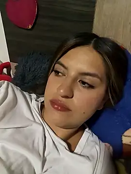 Sophie petit1 online show from 10/05/25, 01:15