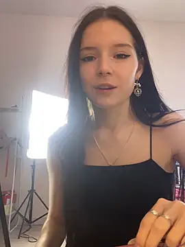 Snapshot of Angel__Rosse chatting on 03/24/26, 05:18 Angel Rosse online show from 03/24/26, 05:18