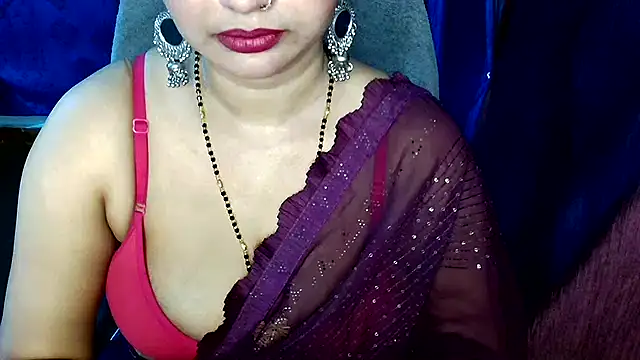 QUEEN SAKHI- online show from 05/10/26, 11:37