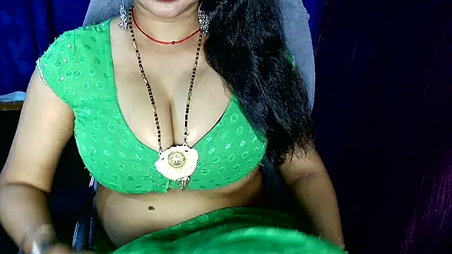 QUEEN SAKHI- online show from 06/03/26, 01:52