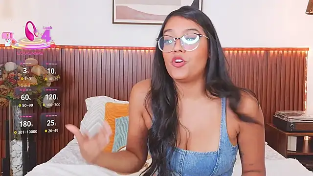 Snapshot of Camila_Bustamante chatting on 04/18/26, 07:07 Camila Bustamante online show from 04/18/26, 07:07