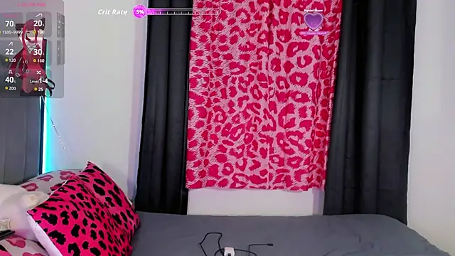 crisbunny x online show from 06/06/26, 01:32