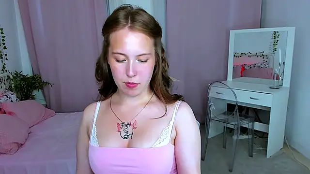 LanaRoselle online show from 06/30/26, 02:18