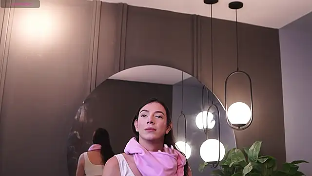 Snapshot of Ariaa_Isabell chatting on 02/16/26, 06:48 Ariaa Isabell online show from 02/16/26, 06:48