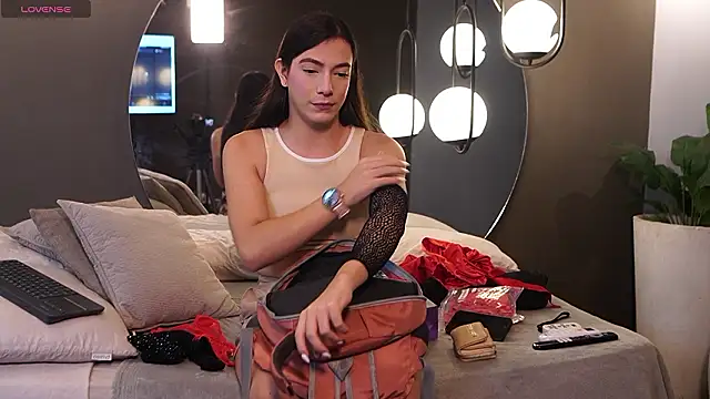 Snapshot of Ariaa_Isabell chatting on 02/19/26, 06:26 Ariaa Isabell online show from 02/19/26, 06:26