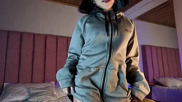 TerumiKitty online show from 01/05/26, 09:40