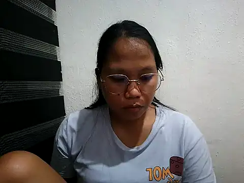 Snapshot of SpankyMyAss69 chatting on 02/21/26, 01:23 SpankyMyAss69 online show from 02/21/26, 01:23