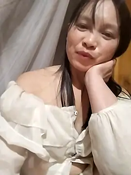 Tiyir597 online show from 10/04/25, 03:43