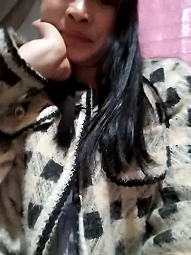 Tiyir597 online show from 12/04/25, 03:32