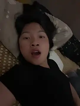 Snapshot of Phayphay77 chatting on 09/27/25, 02:33 Phayphay77 online show from 09/27/25, 02:33