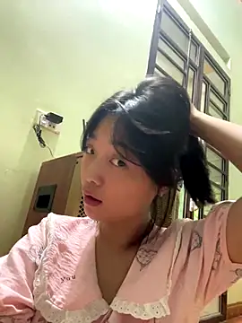 Snapshot of Phayphay77 chatting on 09/29/25, 12:05 Phayphay77 online show from 09/29/25, 12:05